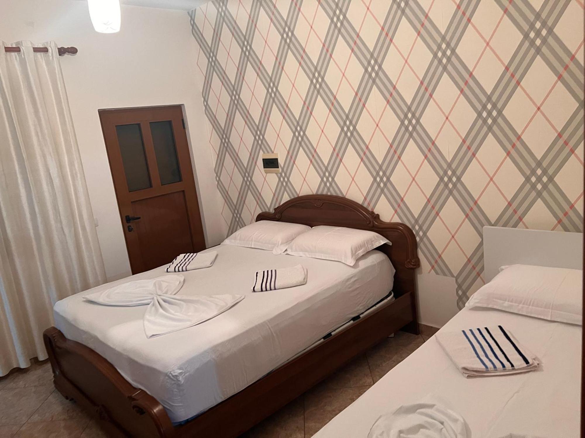 Fori Vodo Hotel Divjake Exterior foto